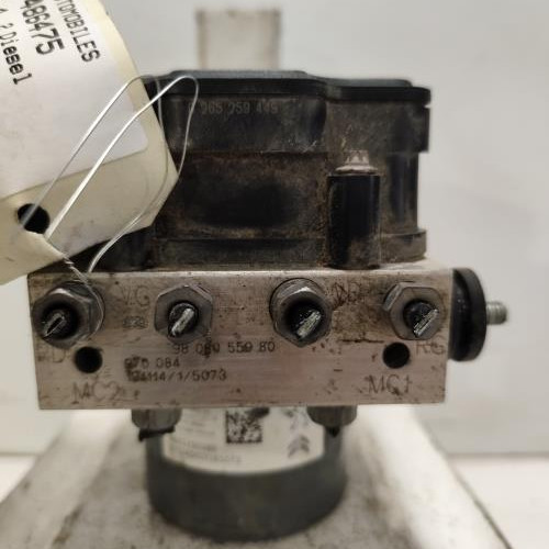 107486475-0a1f563f-96aa-43ea-ace0-7d44a4f13522-Piece-Bloc-ABS-freins-anti-blocage-1669575580-PEUGEOT-EXPERT-4-e0ae942b7feca560f69b12e2707c29618518b09c582a28f4f323fcd324d11d9a_m.jpg