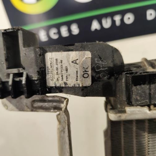 107580380-01fab994-2d54-49ca-b73f-ecea95dc0a73-Piece-Radiateur-eau-13128930-OPEL-MERIVA-A-PHASE-2-32f2fe17a89bbb1cef6a8636be27a2f3bd89732c67f822a3b264e2b649be464d_m.jpg