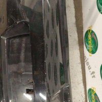 107586051-90e5c3ee-1deb-482d-bc9b-2c9b3561db55-Piece-Pare-choc-arriere-850108161R-RENAULT-CLIO-3-PHASE-1-8325246a9162a1fe8979bcfaccf7f5161d010b0fd085235038c94bda17cc628c_m.jpg