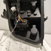107586053-8341e8d0-6d55-4697-8122-fce0e2ff563b-Piece-Platine-feu-arriere-droit-RENAULT-CLIO-3-PHASE-1-7d2376ce4e524dd2d70f19cf0b8b2f178e4425e0be9f7345caf8d74203fdac55_m.jpg