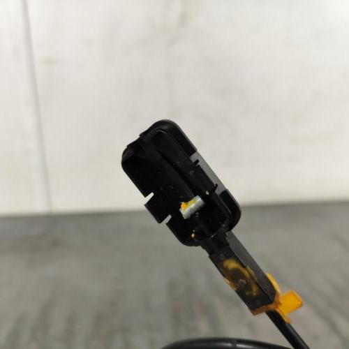 107587700-ed9423de-2476-45bc-9252-80f2336123db-Piece-Fermeture-centralisee-arriere-droit-8200300129-RENAULT-CLIO-3-PHASE-1-f82d0cd554aac40e7ef5ac685077a3e547451ebe245fc9d5df4a71964cc99636_m.jpg