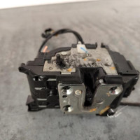 107587700-2c0130ff-a68b-43cf-92da-571dc1de589f-Piece-Fermeture-centralisee-arriere-droit-8200300129-RENAULT-CLIO-3-PHASE-1-6e3c3109966a26ba668865e91eada3f1c7d57ee8b55e9e118570ba41c324c5d3_m.jpg