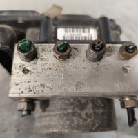 107587906-408b2be1-7aaa-4229-8f46-c4d799e1cb92-Piece-Bloc-ABS-freins-anti-blocage-7701209606-RENAULT-CLIO-3-PHASE-1-63584f12618f09f1697582c87be301976404457e4b1786acc2619e22f6ab3eb6_m.jpg