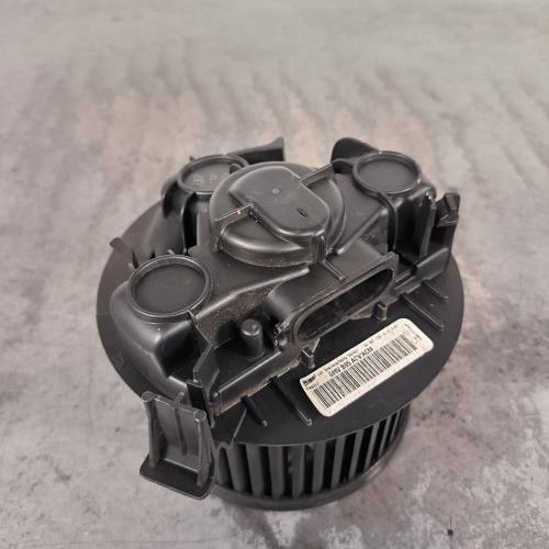107587921-a87012cf-a29c-48cd-a154-f5e0294e2ec4-Piece-Ventilateur-chauffage-7701062226-RENAULT-CLIO-3-PHASE-1-1168334b48f3abdf76310434e27923ab102e62e81cd4bbb3aabcc821004bb938_m.jpg