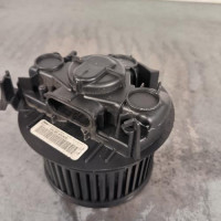 107587921-8148384d-35c0-4ee8-9877-e63907d7138b-Piece-Ventilateur-chauffage-7701062226-RENAULT-CLIO-3-PHASE-1-4eb9e88d779a9605fe89c831c0637a1b942b775a88352625d2d6db0d40b496a0_m.jpg
