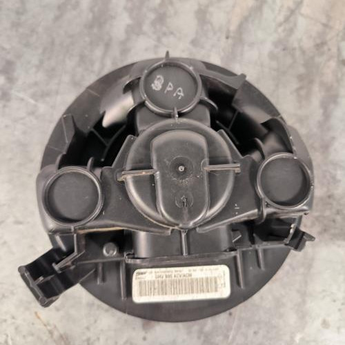 107587921-3da45a5a-a3f0-4e2e-88a4-5c464a90b876-Piece-Ventilateur-chauffage-7701062226-RENAULT-CLIO-3-PHASE-1-e268d0abd46eec3e043b6d00d3e7a38f0cf7e6bec5598fd4040824c065a0cc41_m.jpg