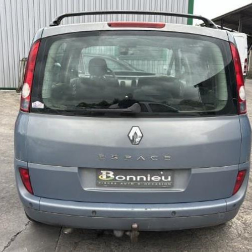 Vehicule-RENAULT-ESPACE-4-PHASE-1-2006-be01e271ece8a1428b5fe1bf201a09ce8b9cd261a6c1b372f19122e4a9daf414_mtn.jpg