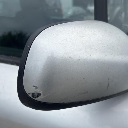 Vehicule-PEUGEOT-307%2520PHASE%25201-2004-b514f80f848855b3e3c5eb742f6733861b7dda8b9b89cd8f73cb69159df4469b_m.jpg