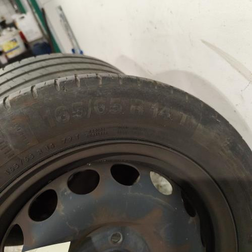 107737825-26c3d176-ca9a-4faa-a161-e063f68e3187-Piece-Roue-2141616-PEUGEOT-108-7d7bd65a34552a403169ac80331f90a8ebe784a86caec57604a4434863e6e2bb_m.jpg