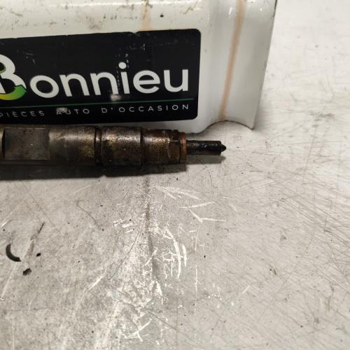 107762469-491f5f16-2177-41f9-9820-19baf650fed6-Piece-Injecteurs-Common-rail-8200238528-RENAULT-TRAFIC-2-PHASE-1-624320661429c7a3d759c5206f82bf5427698733ca12d3b82c401d3aa33bea18_m.jpg