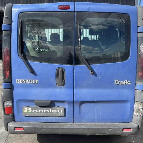 Vehicule-RENAULT-TRAFIC%25202%2520PHASE%25201-2005-10a91c749e27086475d4440060021fab2b9666f21fd69690cc929952d2c1380d_m.jpg