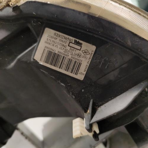 107766461-40453fee-1776-4bf9-81e4-d2080c76167a-Piece-Optique-avant-principal-gauche-feuxphare-260603883R-RENAULT-f8e12b25b7d310a1601fc2334752729111fcfd085058229266500735477edc73_m.jpg