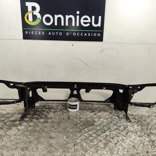 107766741-6076da84-0f4a-4a1f-bef1-ecf43773500b-Piece-Armature-avant-Masque-avant-7751718630-RENAULT-a136c438e058e7b14a05f2d61f0d38eb3e7a92c2eea7d6f28db79de920b280d1_m.jpg
