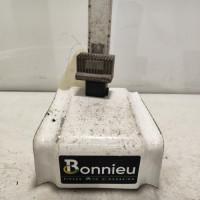 107769033-0876f480-dee6-475b-b203-a4945121f064-Piece-Boitier-de-prechauffage-7700115078-RENAULT-6cc93d1d3b435ae7e31ee30bcbd26dbafa8210449103a7c29f7a792b5349a74e_m.jpg