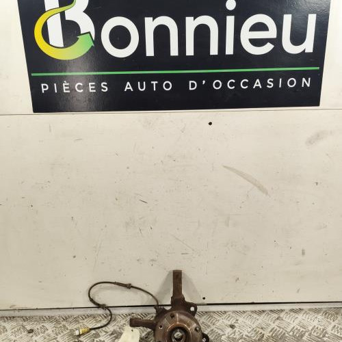 Fusee avant droit