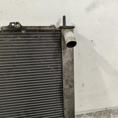 107770227-86dbe637-34e7-419b-a0fc-c71db415293e-Piece-Radiateur-condenseur-de-clim-8200708130-RENAULT-f08915d7555b0b1283d6fca6e3c6f20c2a1c7ee1dc22ba0b3a17273ba4442605_m.jpg