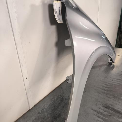 107772608-c88a9ba2-52c7-4d2a-8c22-5ba420a0534a-Piece-Aile-avant-droit-9672971480-PEUGEOT-208-1-PHASE-1-75744def8683167c153fa0d11c1434db7a80ef09c1f024241ab581b6f40546ec_m.jpg