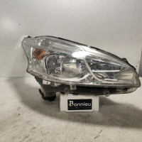 107772634-e5a01a6d-62c3-4905-b4ab-88194c263771-Piece-Optique-avant-principal-droit-feuxphare-1685351480-PEUGEOT-208-1-PHASE-1-388840ea5c0ebb2c423508a880f7d85a5afe67a75ec9a501ceb805606e7e11a3_m.jpg