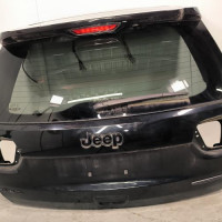 107813527-1b18acfd-81be-4ec5-9445-6c1eb76b152d-Hayon-arriere-JEEP-GRAND-CHEROKEE-3-PHASE-2-650a4fcbd3d23e8d8b3b3e77297958b29fcce396b4f0004093fcbc3cf43b7f77_m.jpg