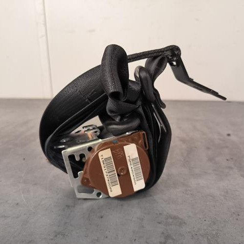 Ceinture arriere droit