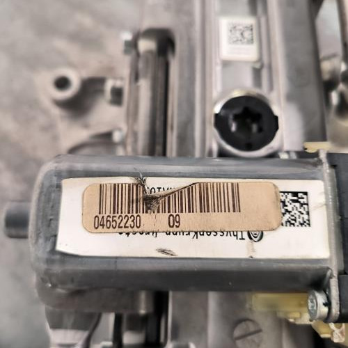 107820157-6e5778b8-4908-460c-a999-1ed205f63ecd-Piece-Colonne-de-direction-JEEP-GRAND-CHEROKEE-3-PHASE-2-f5aa3f3d6b55003c4e11369e444628534f95a9f908c65b90dabef5a0cb77882e_m.jpg