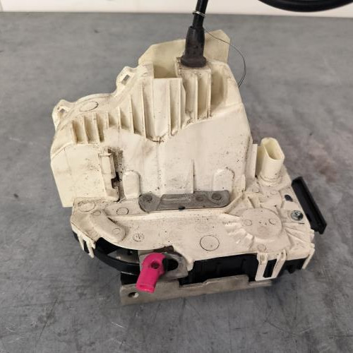 107820166-d044abed-045b-44b8-8306-0bd09ec2c8b1-Piece-Fermeture-centralisee-arriere-gauche-JEEP-GRAND-CHEROKEE-3-PHASE-2-590fafec2292d6707fea3aec30ea249e335e0af242e35f42417d6eb60d61657f_m.jpg