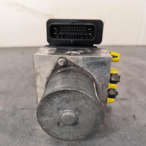 107822548-48d1374c-87e6-4f7c-8f4e-6752bf34c41c-Piece-Bloc-ABS-freins-anti-blocage-JEEP-GRAND-CHEROKEE-3-PHASE-2-0ef0c84b812a897221f40602bd457c0bd472b7416c0e26ee650f96363467c0bc_m.jpg