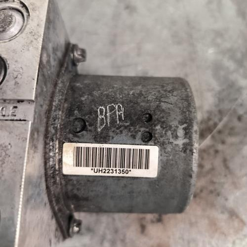 107822548-2d750fe7-043b-494e-a505-643d13e28e15-Piece-Bloc-ABS-freins-anti-blocage-JEEP-GRAND-CHEROKEE-3-PHASE-2-9a457287d3823589b1b17e754c9978ded4b6a9eebbd58fd079c7bbaaf417f7d8_m.jpg