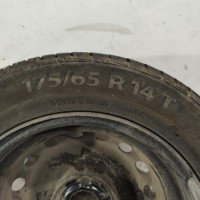 107829884-8505e8d8-76ac-4321-ac2d-e926d2d52d35-Piece-Roue-RENAULT-edd223230a319aa8ce9a68e4d53d98646d3a8c4566f183692987f2b14ad79d5a_m.jpg