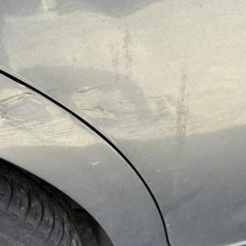Vehicule-CITROEN-C3-2-PHASE-1-2010-9f765faf5762e3b1f6bff7012577366d15313b88d9270b6847db3ea9b8376e6a_mtn.jpg