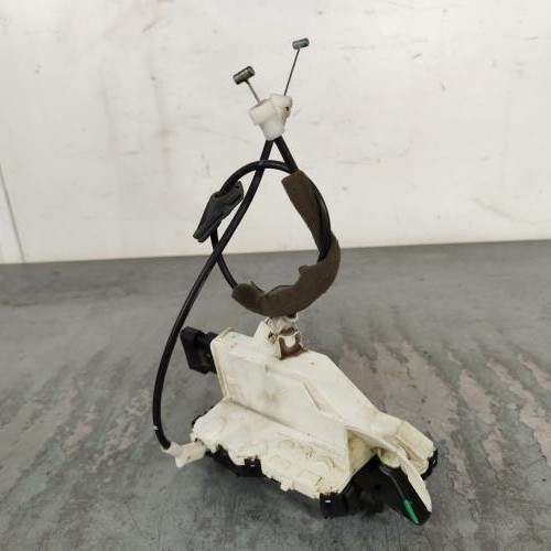 Fermeture centralisee avant gauche