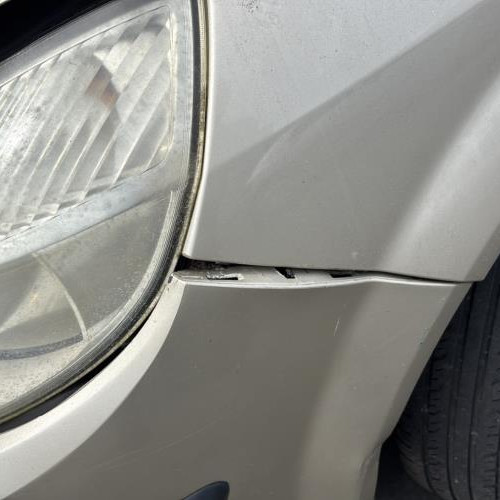 Vehicule-RENAULT-SCENIC%25202%2520PHASE%25202-2006-6c0f6e4a938820651f2ebea9d3aa05599fd8a1f19fccae6089377af9092a72c9_m.jpg