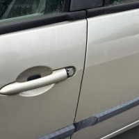 Vehicule-RENAULT-SCENIC%25202%2520PHASE%25202-2006-a9e31a2f41a004bf1a80a5ed7bb6cdf4b861f4a76411d1f75ad0f8dcc743c13d_m.jpg