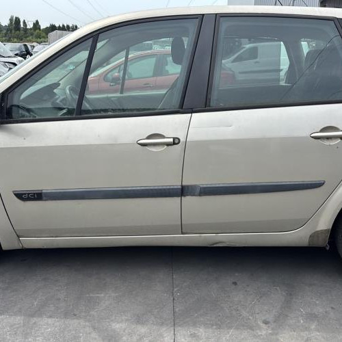 Vehicule-RENAULT-SCENIC%25202%2520PHASE%25202-2006-b9c1c7a46c27b6a311068965fec685d8e86914e28fe35ba13f0e89ed213a18bb_m.jpg