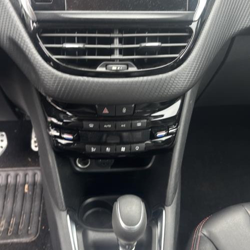 Vehicule-PEUGEOT-208%25201%2520PHASE%25202-2017-8a35939775f1c4a62bee680799fea649cac22ac36f03d0ceef7537b8c1b3bbdf_m.jpg