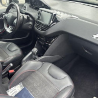 Vehicule-PEUGEOT-208%25201%2520PHASE%25202-2017-bf9ec594806950268c26abd65fb3a0059754170265a479f086086369a4128140_m.jpg