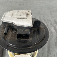 108059997-73197c43-0277-48ec-bc63-aea92c6a1850-Piece-Pompe-immergee-9813573780-PEUGEOT-208-1-PHASE-2-365f5961c6a8dd62b2277f10fc70ac959aa619915f2b3849cf47ebc0fbd9f128_m.jpg