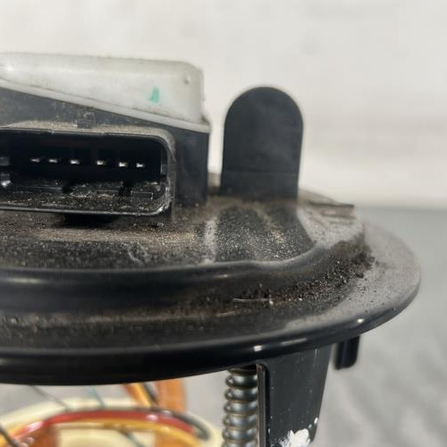 108059997-ab2ecd55-ac3f-403c-a0b5-3f38f1fae649-Piece-Pompe-immergee-9813573780-PEUGEOT-208-1-PHASE-2-a3a6c462ae86f034d5073612e7da24ad69a7b5924a85fe9b9271bb4e03c045c1_m.jpg
