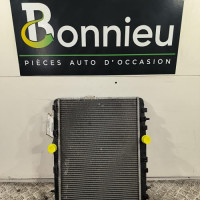108059998-2e72175e-1589-42ac-b3a6-1c980e921da4-Piece-Radiateur-eau-1330P9-PEUGEOT-208-1-PHASE-2-22e078dbdffd4b7e637555b95ef853d846af84266284eaa318ca965fccdd705e_m.jpg