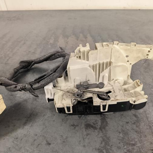 Fermeture centralisee arriere droit