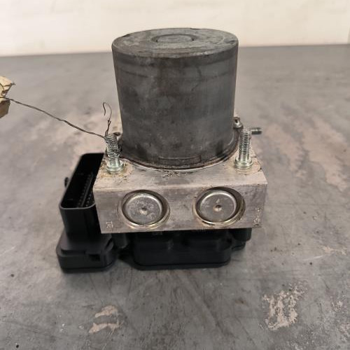 108072560-81cab0b4-e82b-411f-8fc9-31b615a5c1d0-Piece-Bloc-ABS-freins-anti-blocage-2E0614095AA-VOLKSWAGEN-CRAFTER-1-PHASE-2-c20d88eec21435b2b887262b623b153cb69edb1e7c5a5757bee0806aeb4073a1_m.jpg