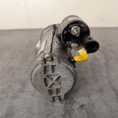 108072565-6c5acfa8-7331-403e-8b5d-e5f3dedf2853-Piece-Demarreur-201756-VOLKSWAGEN-CRAFTER-1-PHASE-2-c7f6300f566ca5fe471c5ffb935cb5babca938ab28ef8d405b076fc13c290965_m.jpg