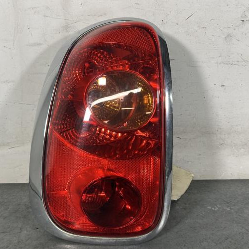 Feu arriere principal gauche (feux)