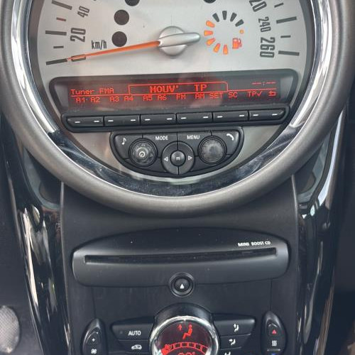 Vehicule-MINI-MINI%25202%2520R60%2520COUNTRYMAN%2520BREAK-2011-dcfdd888652b1b7ceff16590974b4299f12e8c3cb64b7ee41b8c34e8ae39de7d_m.jpg