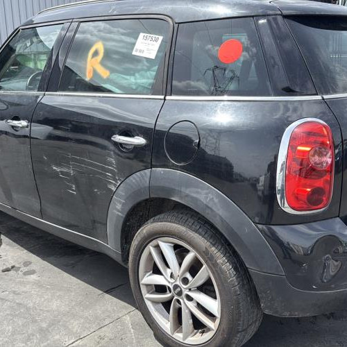 Vehicule-MINI-MINI%25202%2520R60%2520COUNTRYMAN%2520BREAK-2011-32a619a26a690be3bebcde1df242581c3dec9c9e008325498afddd040218654c_m.jpg