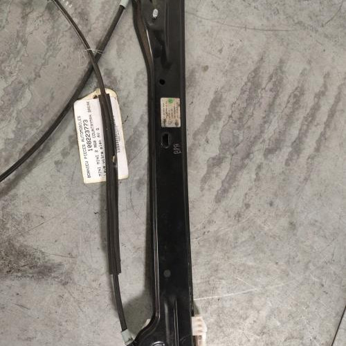 108223773-f7421d0b-ba5b-49db-b9f8-c3ee33b54676-Piece-Leve-vitre-electrique-avant-gauche-51339805669-MINI-MINI-2-R60-COUNTRYMAN-BREAK-cb18582bbbc81522c82528916c832c5a68899ba5fe167e8e0629ca8ba553b19f_m.jpg
