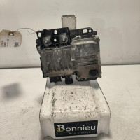 108353056-3a5891f9-6beb-40ec-befc-aff93727f67d-Piece-Calculateur-9819596180-PEUGEOT-208-1-PHASE-2-cfa163e6ec3943c8c2ea080a591b560163944a20178093667b8f1a63ce3a32e7_m.jpg