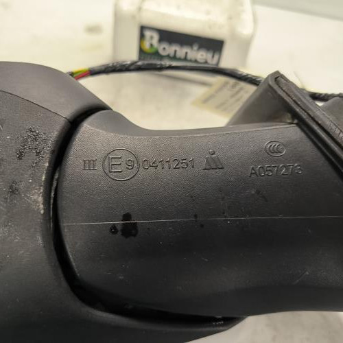 108788749-80d01e51-313e-4914-932a-069c3b60d3f1-Piece-Retroviseur-gauche-963027851R-RENAULT-MEGANE-4-PHASE-1-BREAK-3ebaaee5fdb5e5a1455d395aaed34448e13954c0c1a84684fa3592306b9a8cd4_m.jpg