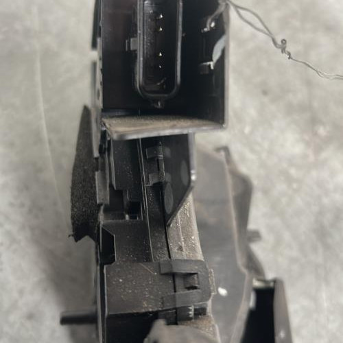 108790376-2361f3c5-b752-4a28-9f2f-079912fe6244-Piece-Fermeture-centralisee-arriere-gauche-825037601R-RENAULT-MEGANE-4-PHASE-1-BREAK-09fd88c082230d45d603d3ad9a3a76521c4684470f84196445da0c931f0bf3fa_m.jpg