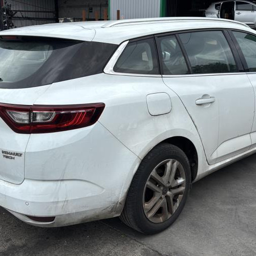 Vehicule-RENAULT-MEGANE%25204%2520PHASE%25201%2520BREAK-2016-91675944506ffea7d1c92cd6a5f0f4f9b1059d2e2c14f44c1923b9f407a75ddd_m.jpg